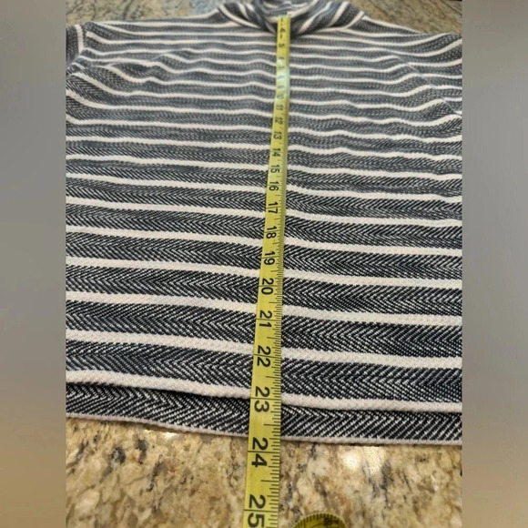 J Crew Sweater Women’s Size XS Blue White Stripes Cowl Neck Oversized Casual - Picture 8 of 10
